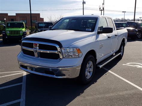 New 2019 Ram 1500 Classic Tradesman 4×2 Quad Cab