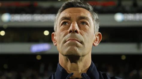 Alegações de Pedro Caixinha e a demora para o Grêmio anunciar um novo