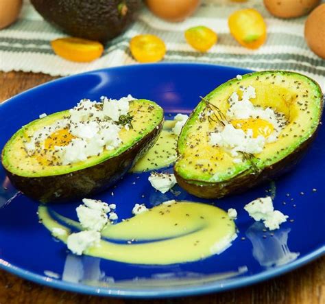 Un Idea Per La Cena Di Stasera Provate L Avocado Al Forno Con Cuore