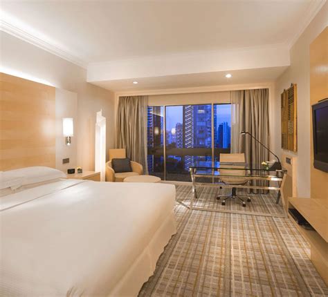 Hilton Singapore Hotel - Deals, Photos & Reviews