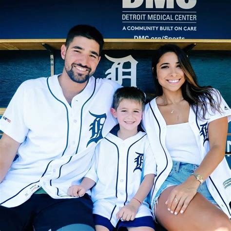 Nick Castellanos is Married to Wife: Jessica Gomez. Kids. – wifebio.com