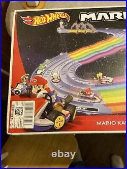 Car Track Set NEW SEALED Hot Wheels Mario Kart GXX41 Rainbow Road Raceway Track Set BOO
