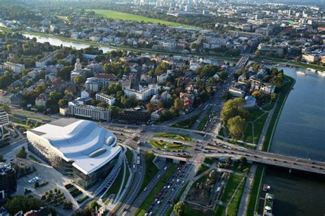 Ceny mieszkań domów i działek w Krakowie i okolicach raport KRKnews