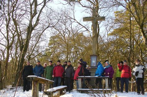 Wanderer Trotzen Wind Und Wetter