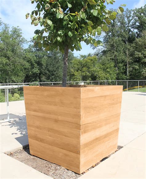 Country Casual Teak Studio rectangular planter w/ commercial-grade