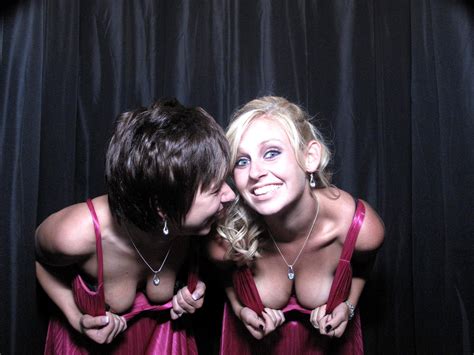 Nude Photobooth Porn Pic