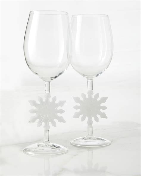 Neiman Marcus Snowflake Wine Glasses Set Of 2 Neiman Marcus