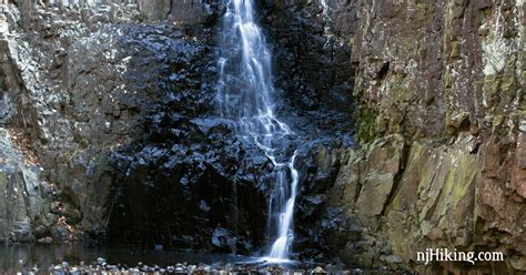 South Mountain Reservation – Hemlock Falls | njHiking.com