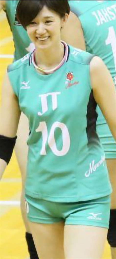 Ben Herlog Volleyball Pose C Megumi Kurihara