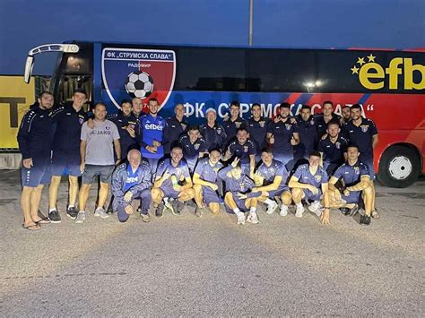 Струмска слава - Радомир оглави Втора лига след размазваща победа