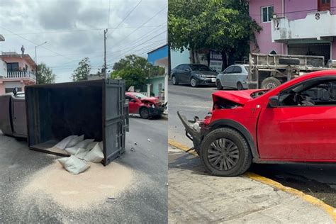 Vuelca camión de redilas en Playa del Carmen hay dos lesionados MegaNews