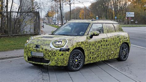 Mini Aceman Erlk Nig Elektrischer Crossover Auto Motor Und Sport