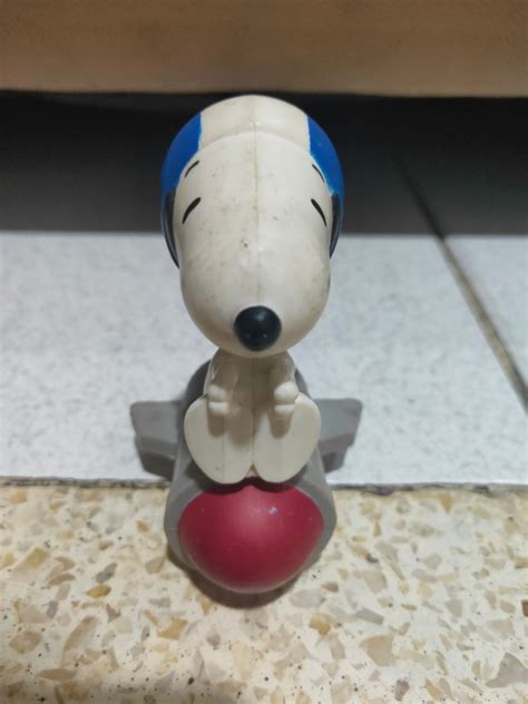 Snoopy Space Happy Meal Nego Aja Toys Collectibles Mainan Di