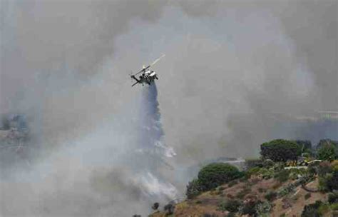 Evacuations Lifted In 40 Acre Pacific Palisades Fire Crews Save Homes