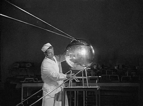 Sputnik 1 IDIS