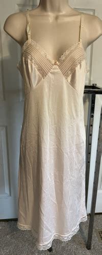 GM JC Penny Vintage Lingerie Gem