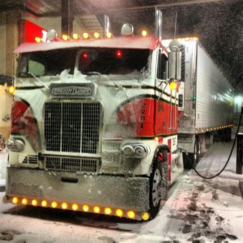 Pin By Steve Enns On Trucks Freightliner Trucks Kenworth Trucks