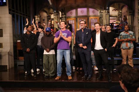 After a major cast shake-up, 'SNL' confronts its weaknesses — but can't ...