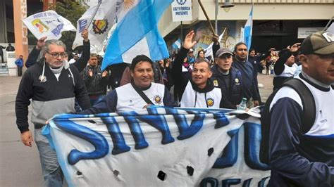 San Salvador De Jujuy Marcharon De Gremios Y Organizaciones