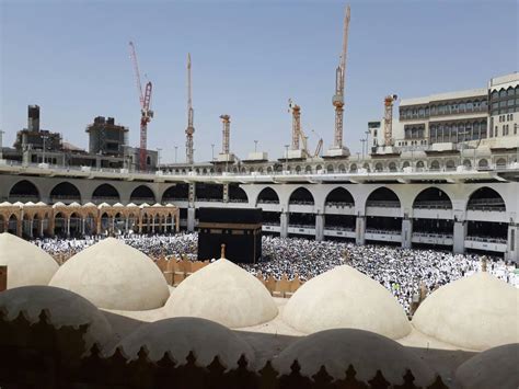 Dua Juta Jamaah Dari Berbagai Belahan Bumi Padati Masjidil Haram