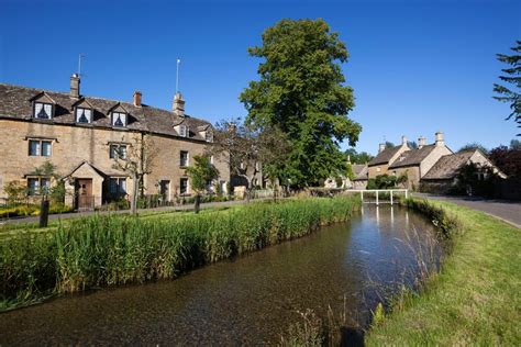 Best Luxury Cotswold Cottages With Hot Tubs | Slingo Blog