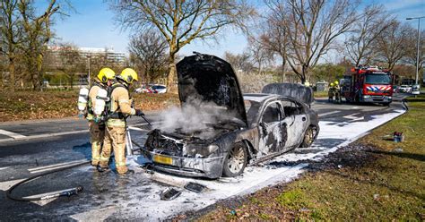 Zwaargewonde Bij Autobrand Op Kanaalweg In Rotterdam Rotterdam Ad Nl