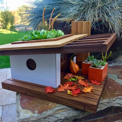 These midcentury modern birdhouses are adorable | Modern birdhouses ...