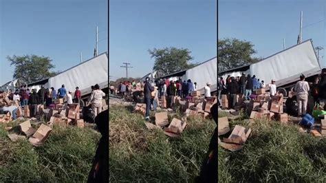 Rapiña En Carretera De Jalisco Tráiler Que Llevaba Galletas Es