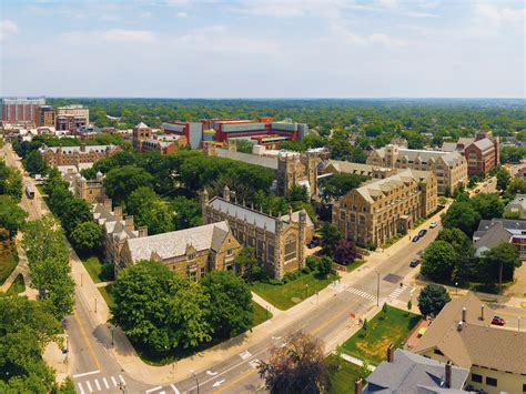 University Of Michigan Jak Si Dosta Czesne Wska Nik Przyj