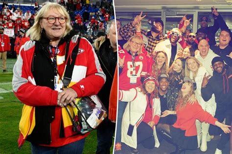 Donna Kelce changes Facebook cover image to group photo with Taylor Swift