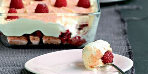 Tiramisu à la framboise aux biscuits roses découvrez les recettes de