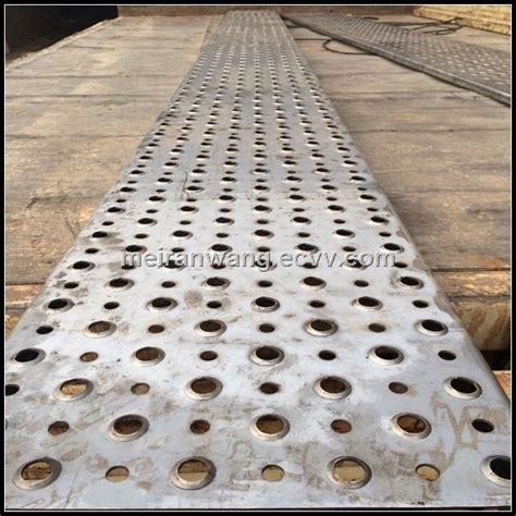 Crocodile Hole Perforated Plank Grating Hole Punch Perforated Steel