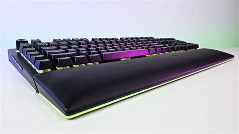 Razer Blackwidow V Pro Keyboard Review So Much Rgb God May Complain