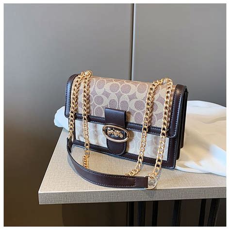 Сумка багет COACH - купить с доставкой по выгодным ценам в интернет ...