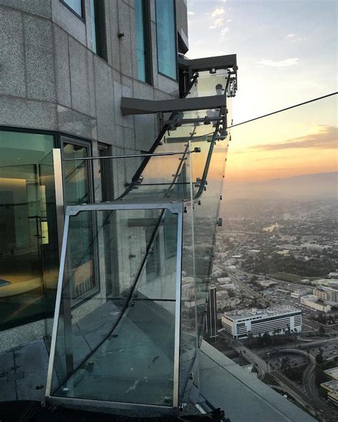 Thrilling Glass Slide at 1,000 Feet Above Los Angeles Opens to the Public