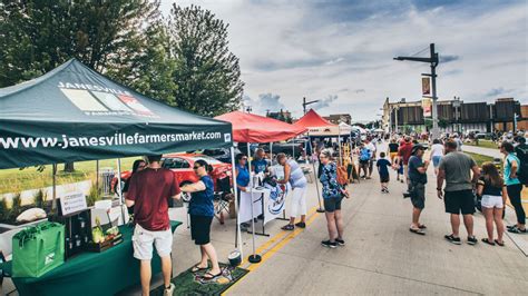 Janesville Farmers Market | Downtown Janesville, Wisconsin