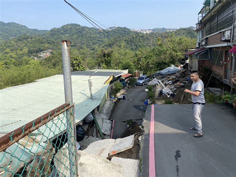 【花蓮72強震】花蓮強震新北也傳災情 新店社區「道路房子」整塊崩落 蕃新聞