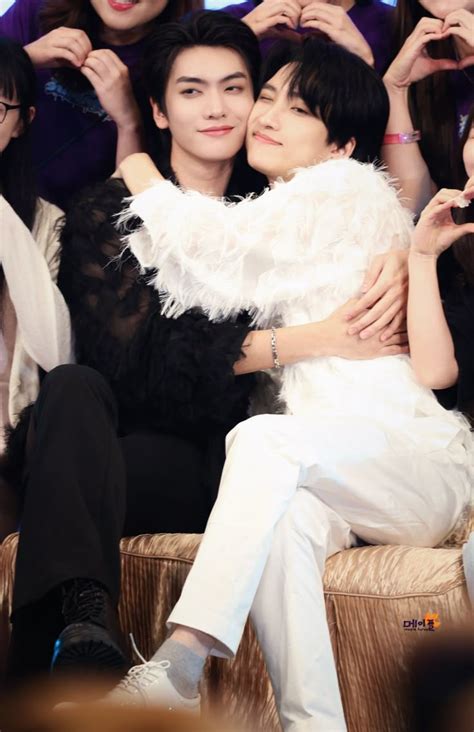 Pin By On BOSS NOEUL Cute Gay Couples Cute Celebrity Guys Gmmtv Actors