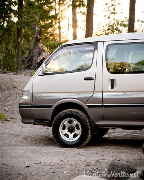 1997 TOYOTA Hiace Super Custom G 4wd Van — Vanlife Northwest