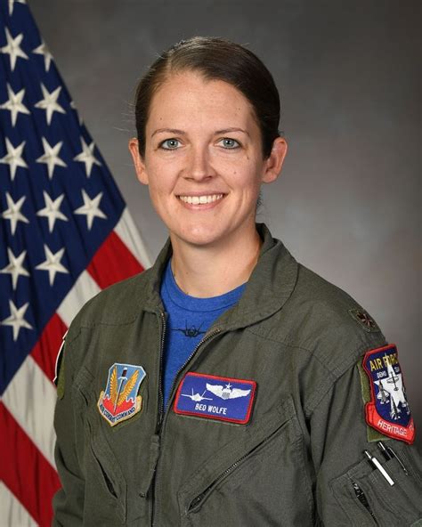 Major Kristin Beo Wolfe 388th Fighter Wing Biographies Female Pilot Pilot Training Kristin