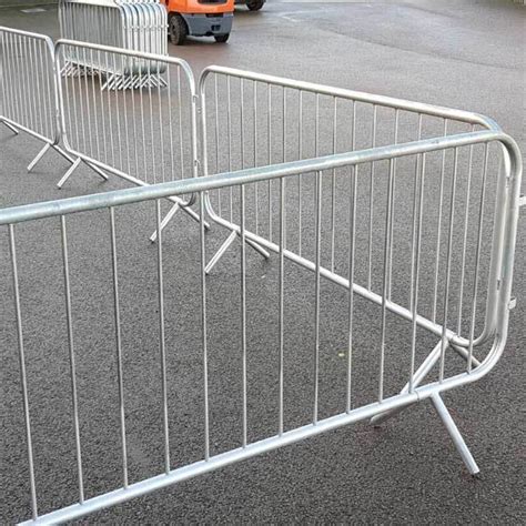 Classic Blockader Crowd Control Steel Barricades China Temporary