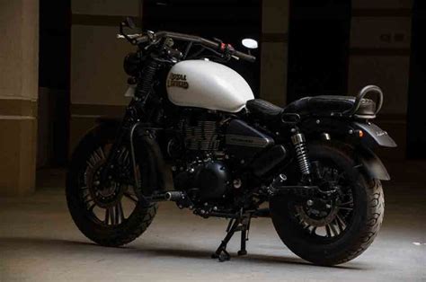 Royal Enfield Thunderbird 500 Dons An Aggressive Look With Heavy