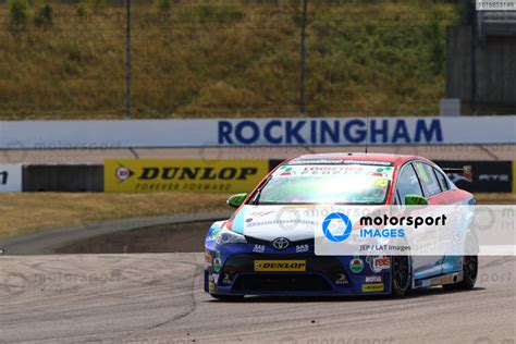 Tom Ingram GBR Speedworks Motorsport Toyota Avensis Rockingham