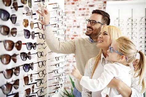 Comment Choisir Ses Lunettes De Vue Chez Lopticien