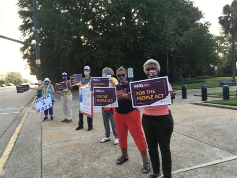 League Of Women Voters Of The Columbia Area Show Their Support For