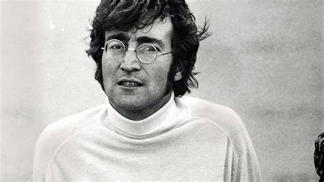 10 Best John Lennon Songs of All Time - Singersroom.com