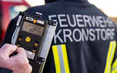 Strahlenschutz Und Brandbek Mpfung Freiwillige Feuerwehr Kronstorf