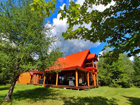 Chasseur Au Chalet En Bois Rond Chalet Appartement R Sidence De