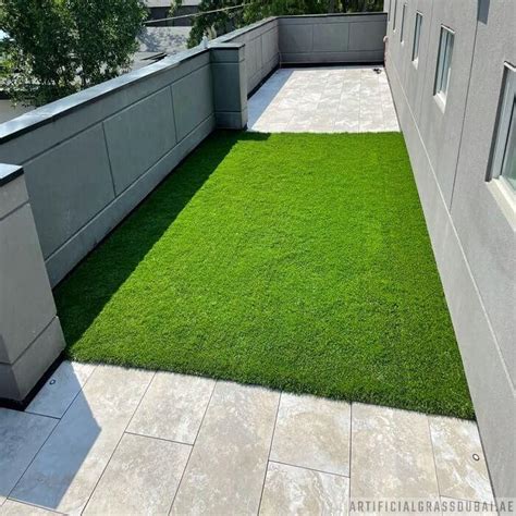 Buy Best Artificial Grass For Balcony in Dubai & Abu Dhabi Sale on