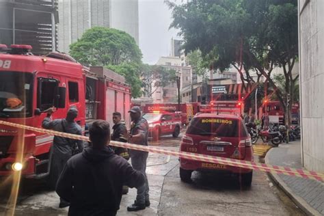 Veja imagens do incêndio que atingiu o edifício Copan no centro de SP